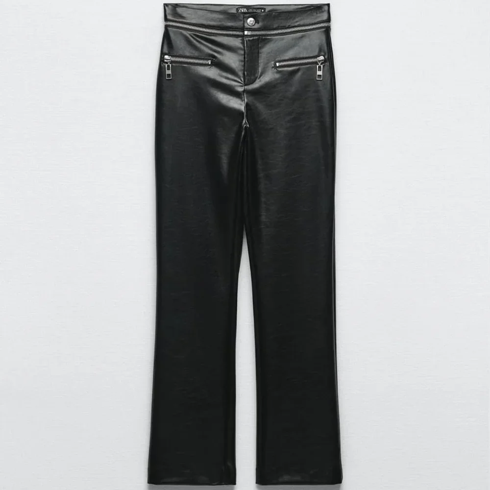Nwt Zara Faux leather zippered pants/ Zara black evening pants - Picture 3 of 7
